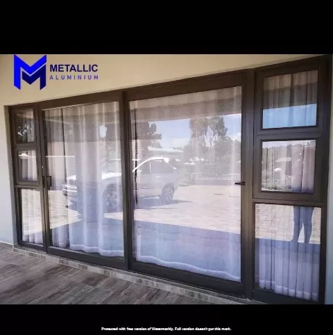 Aluminium Modern Sliding and Folding Doors